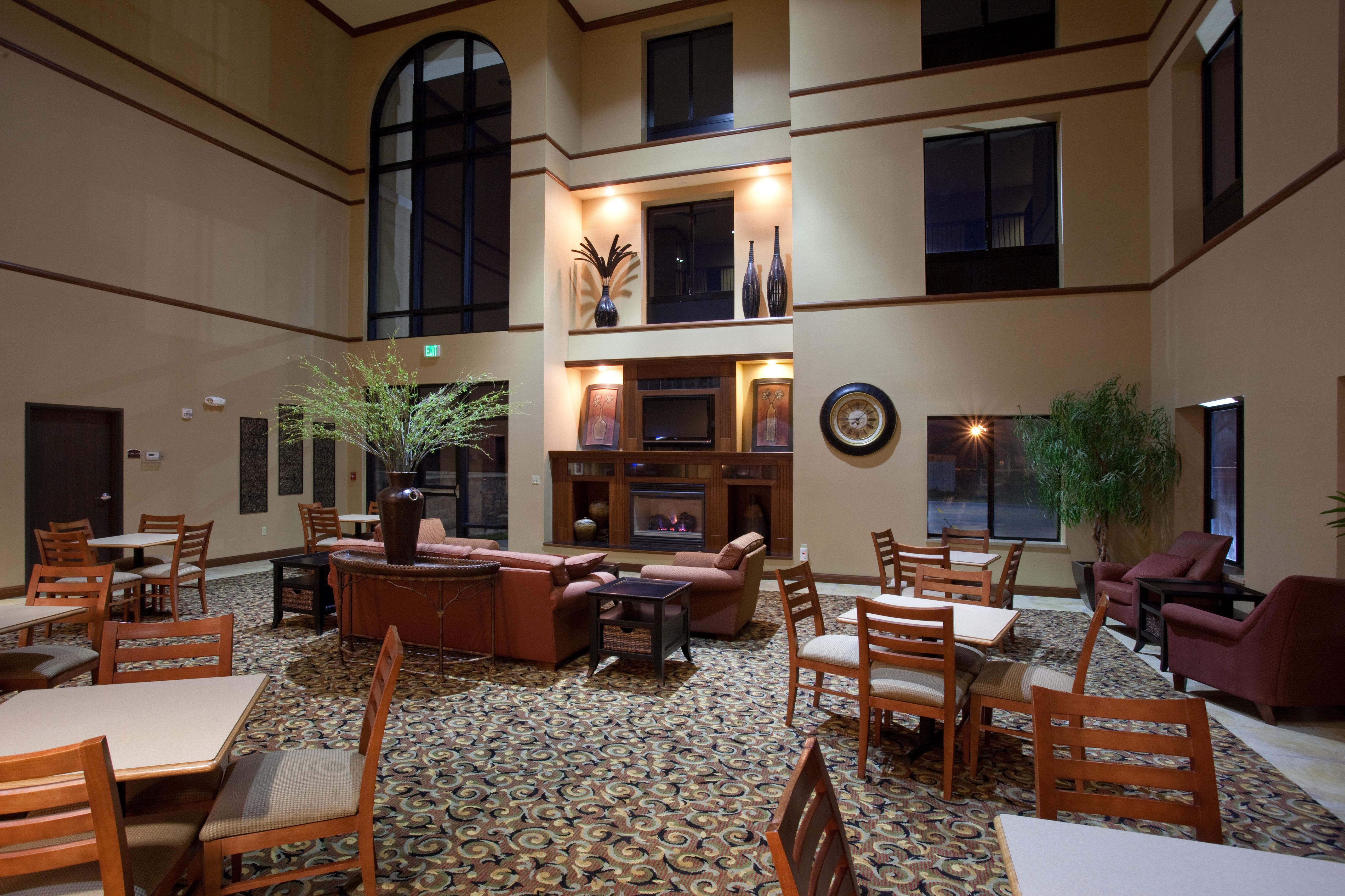 Comfort Inn & Suites Goodland Екстериор снимка