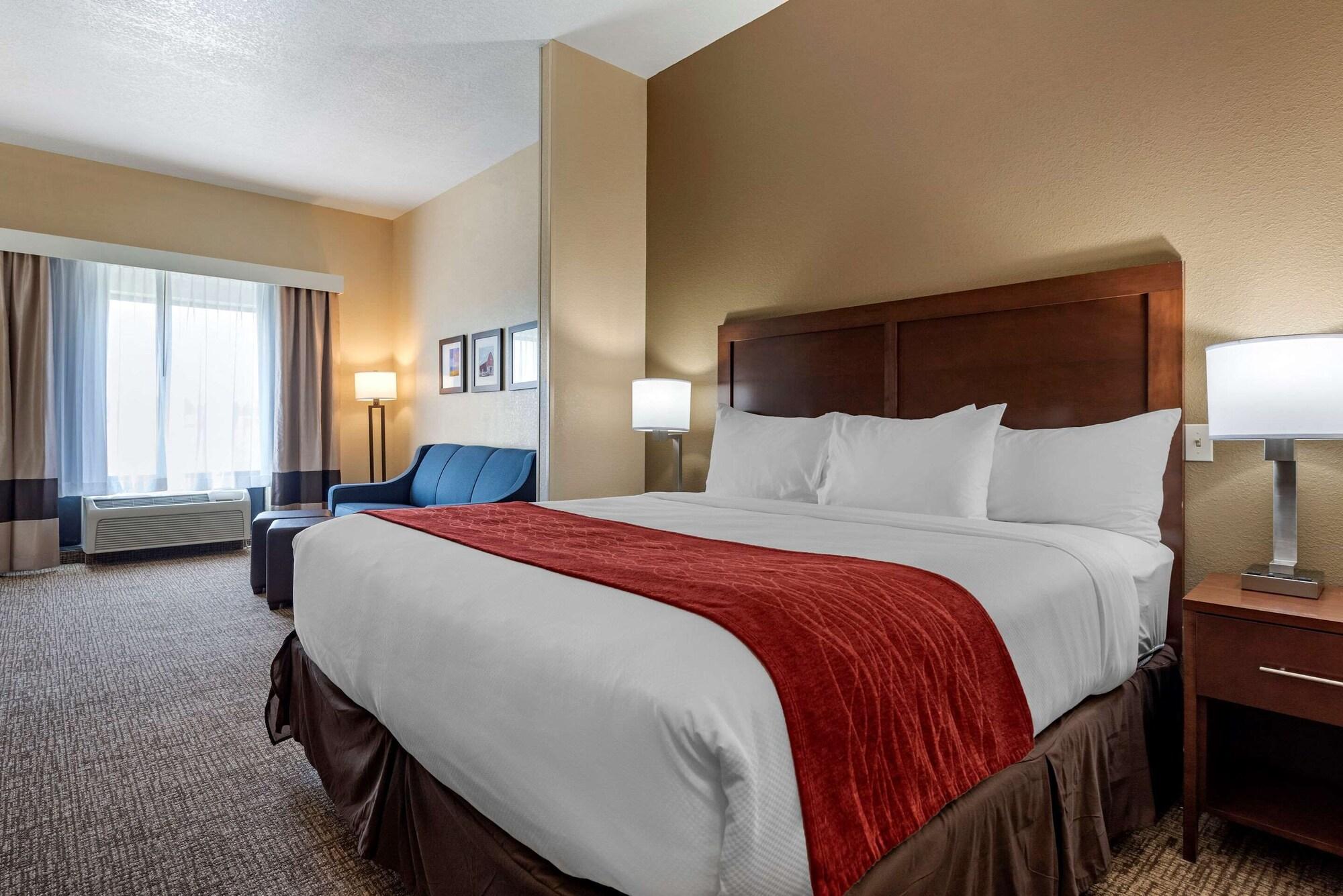 Comfort Inn & Suites Goodland Екстериор снимка