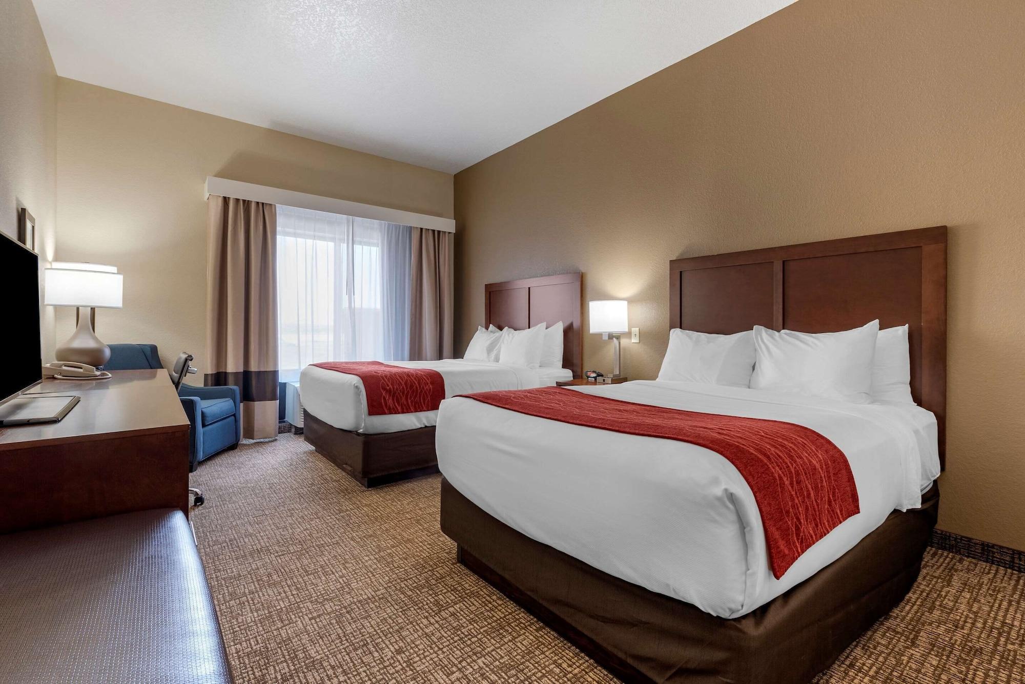 Comfort Inn & Suites Goodland Екстериор снимка
