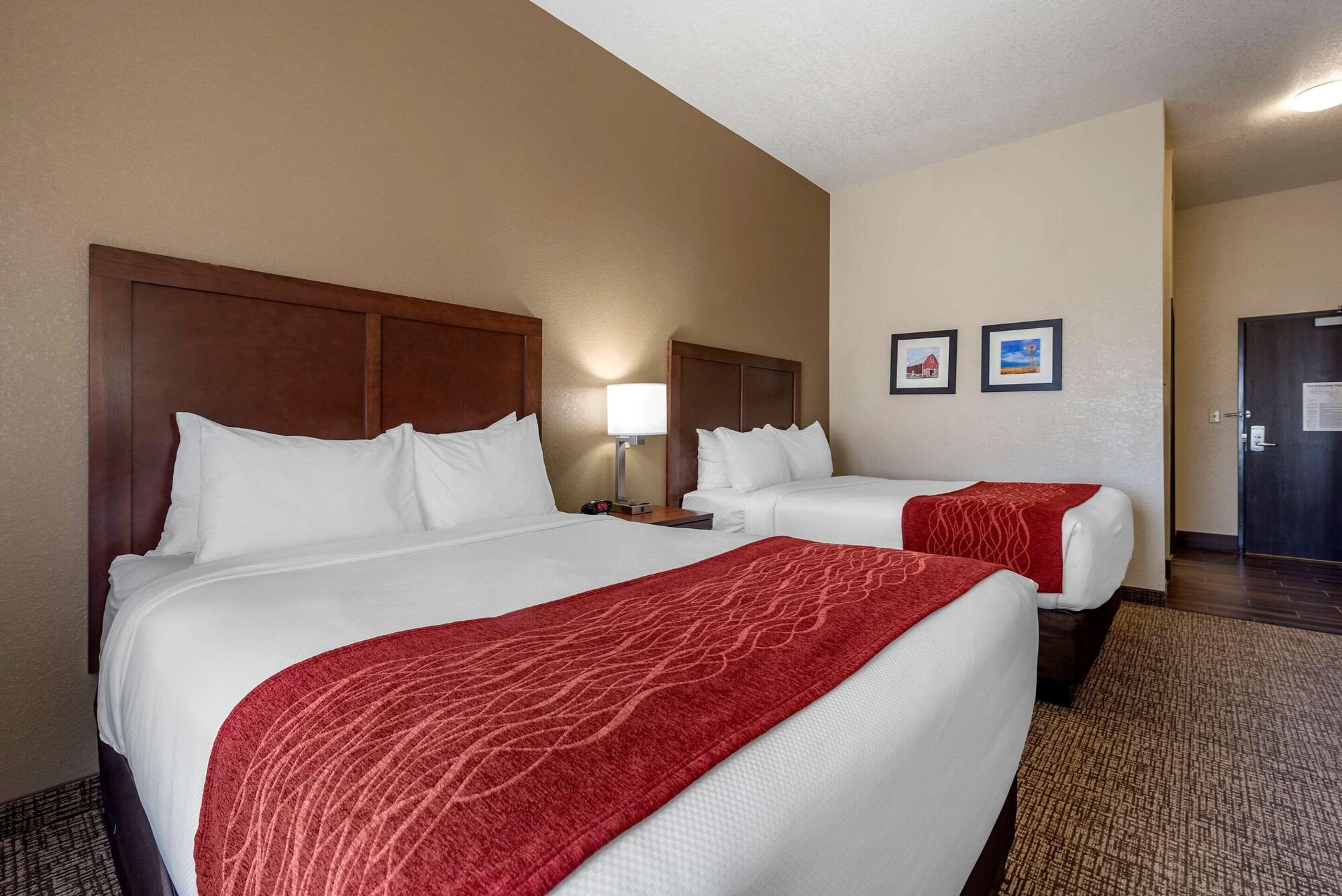 Comfort Inn & Suites Goodland Екстериор снимка